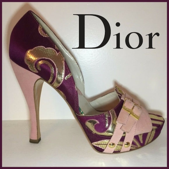 Dior Shoes - 🆕 Christian Dior vintage D’orsay pink/gold heels